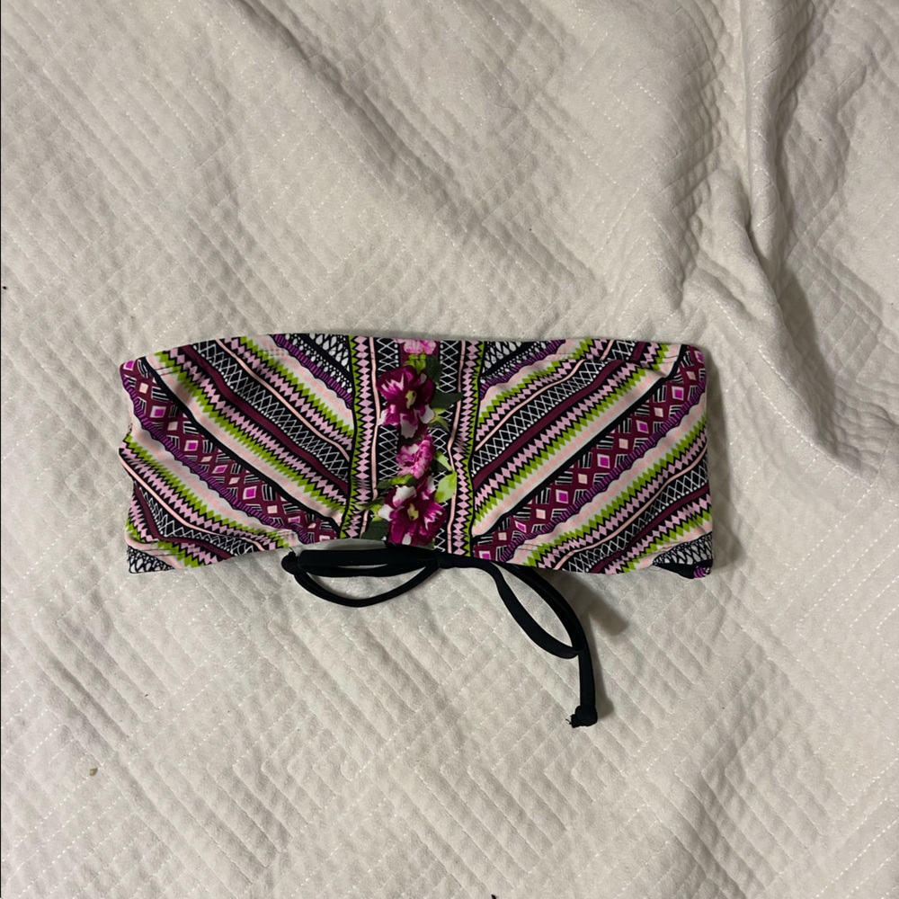 Missioni/Target bandeau top, size small with ties in the back to fit bigger size